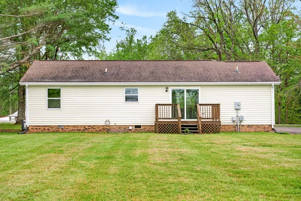 $319,900 | 1440 Old Highway 52, Lafayette, TN 37083