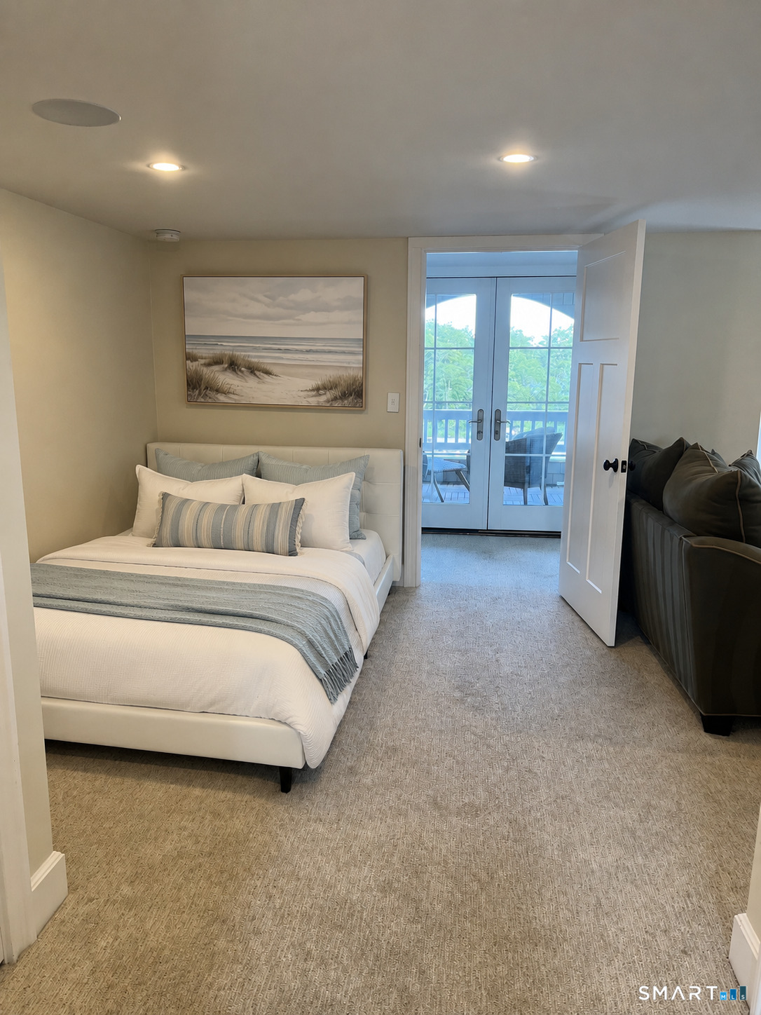75 Craig Court Fairfield, CT 06824 - Photo 29 of 35 Top floor bonus bedroom, office or anything