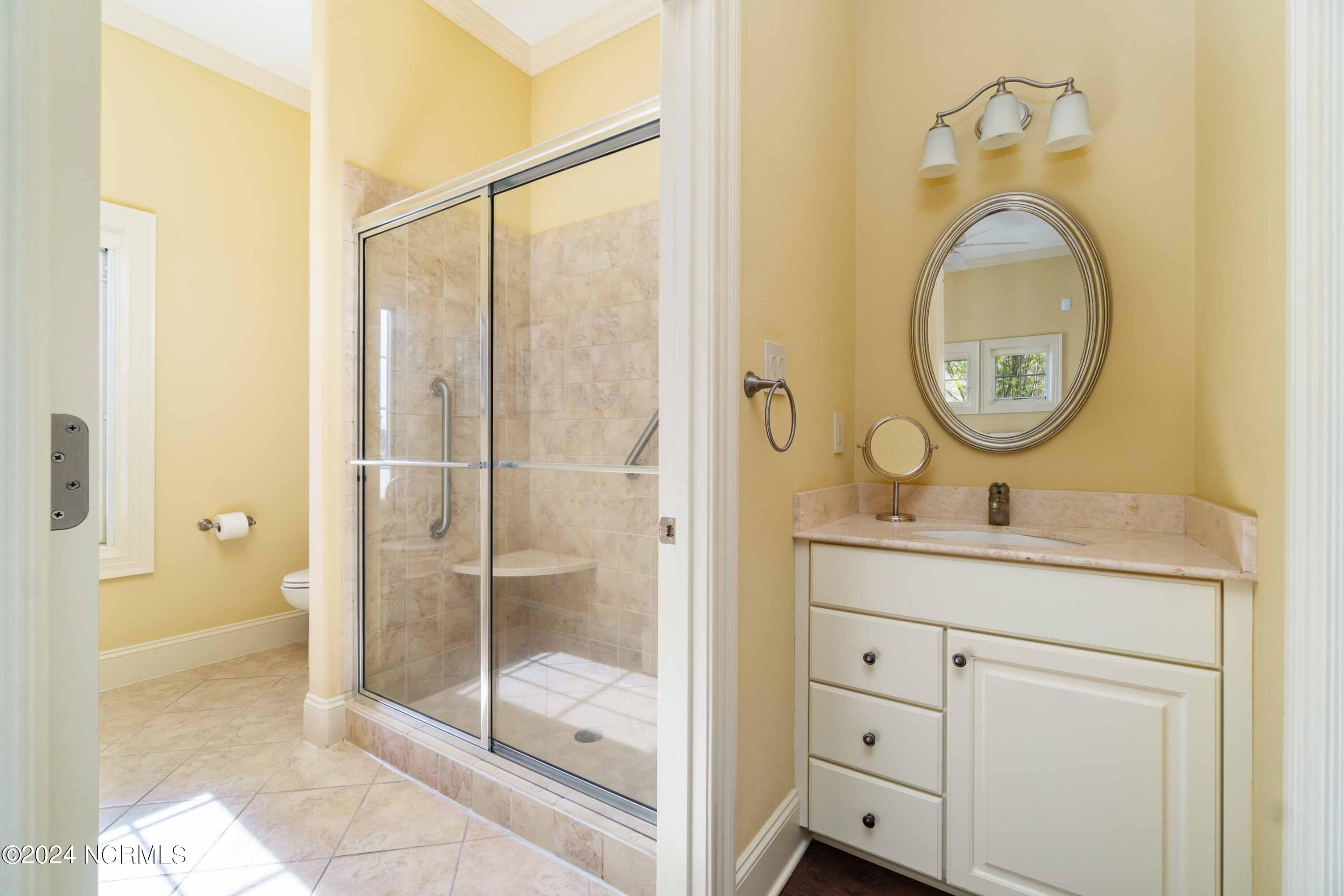 6054 Dolphin Road Oriental, NC 28571 - Photo 46 of 76 Guest Suite 2