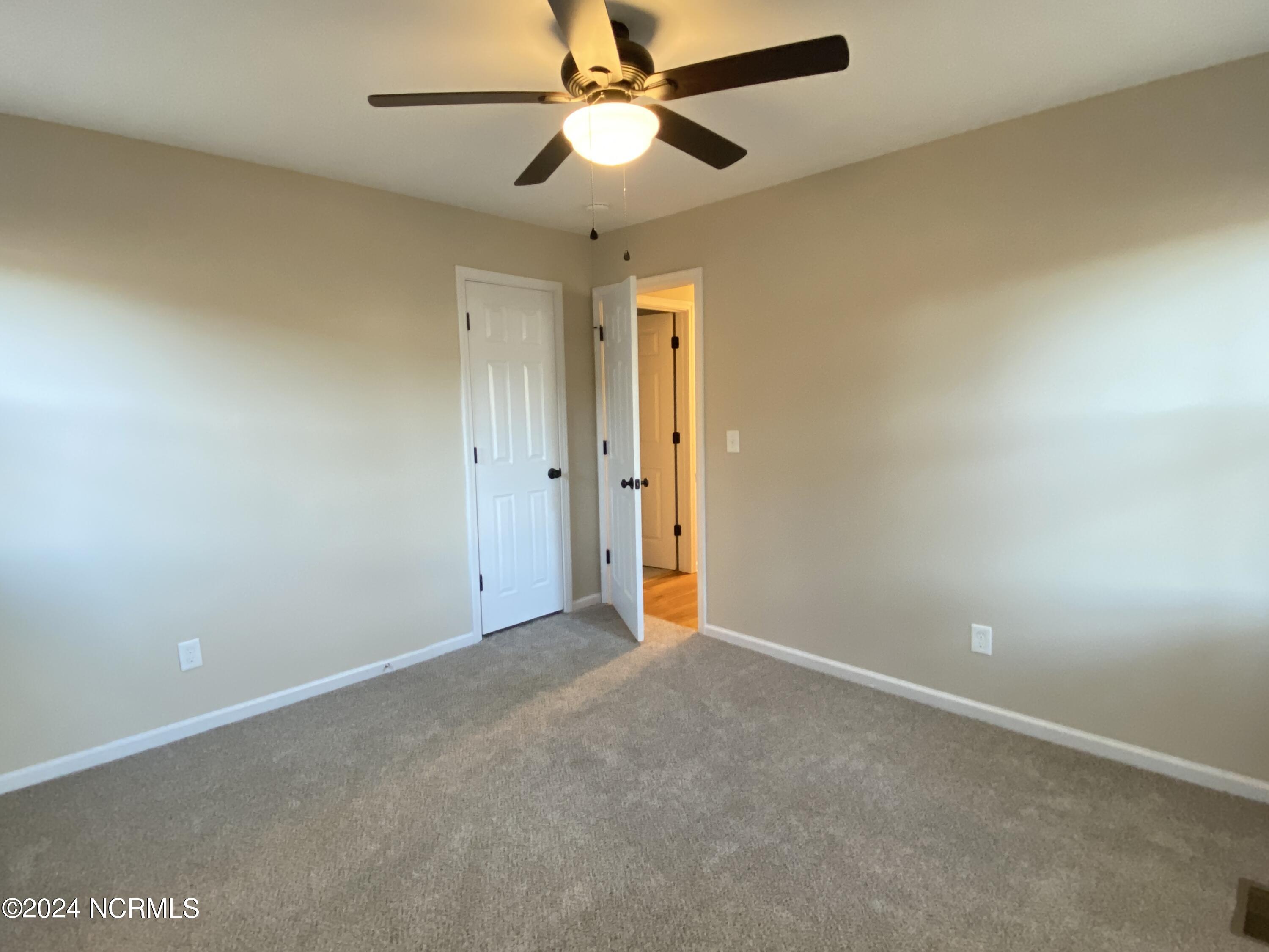 110 Sycamore Street Dunn, NC 28334 - Photo 18 of 28 IMG_9317