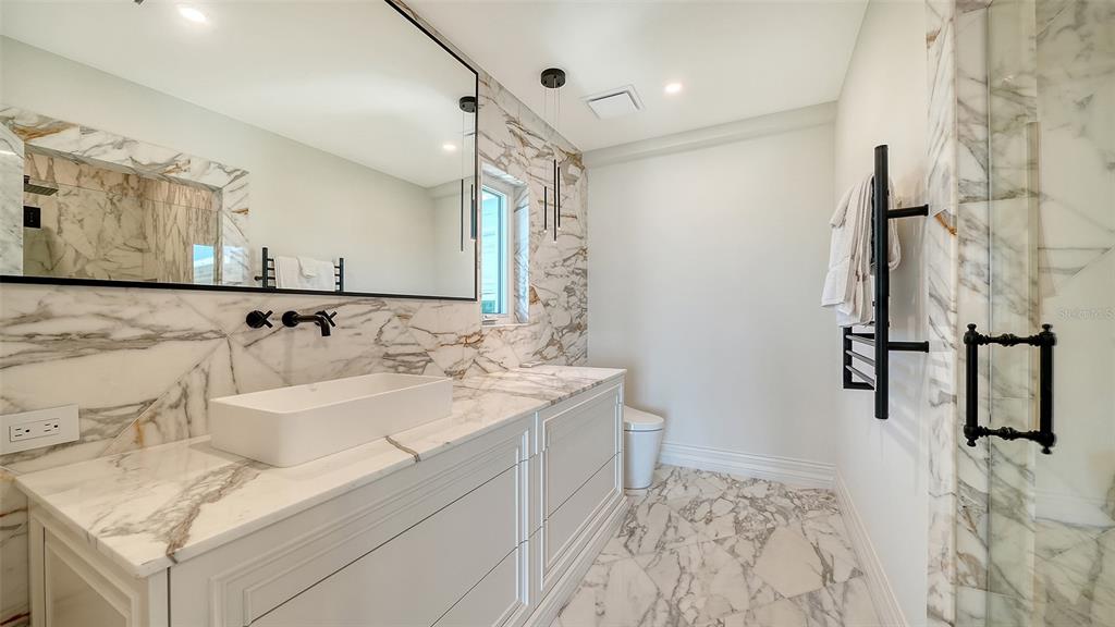6529 Gulfside Road Longboat Key, FL 34228 - Photo 23 of 35 Gallery Image 23