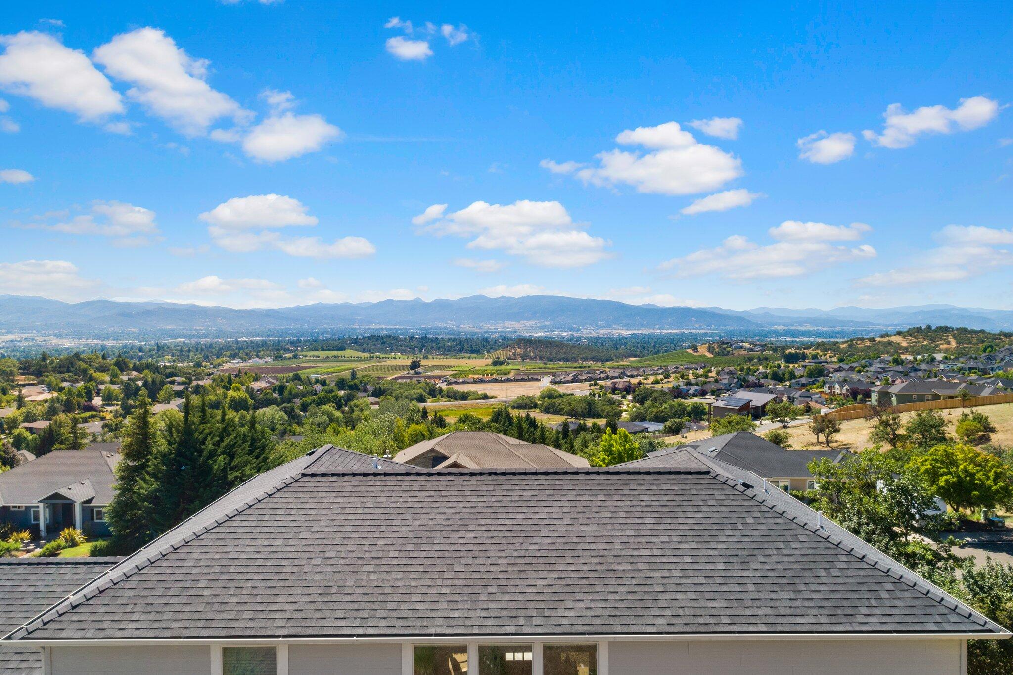4486 Innsbruck Ridge Medford, OR 97504 - Photo 65 of 69 66-web-or-mls-DJI_0037