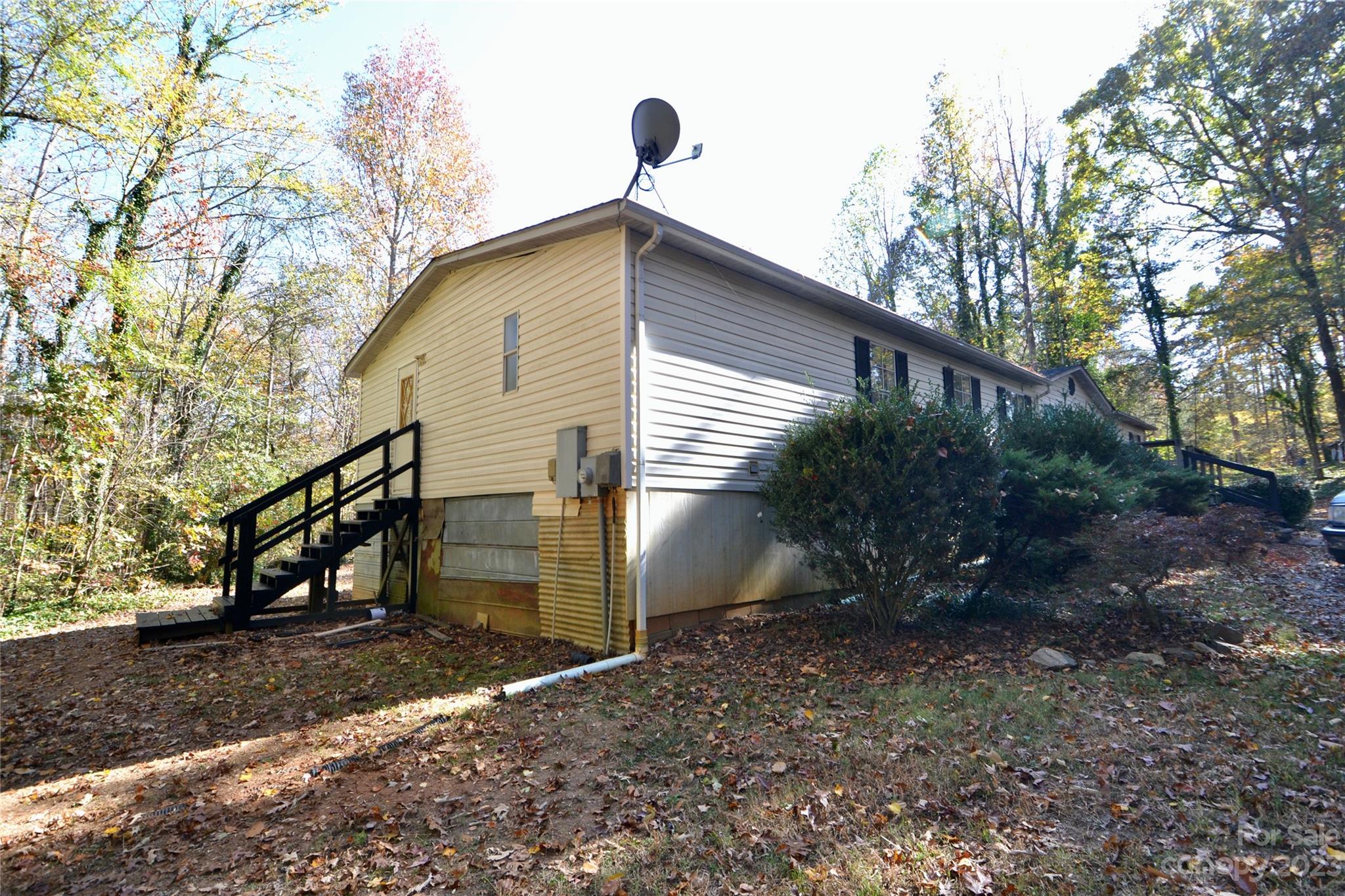 555 Kepley Road Salisbury, NC 28147 - Photo 37 of 39 a front view of house with yard