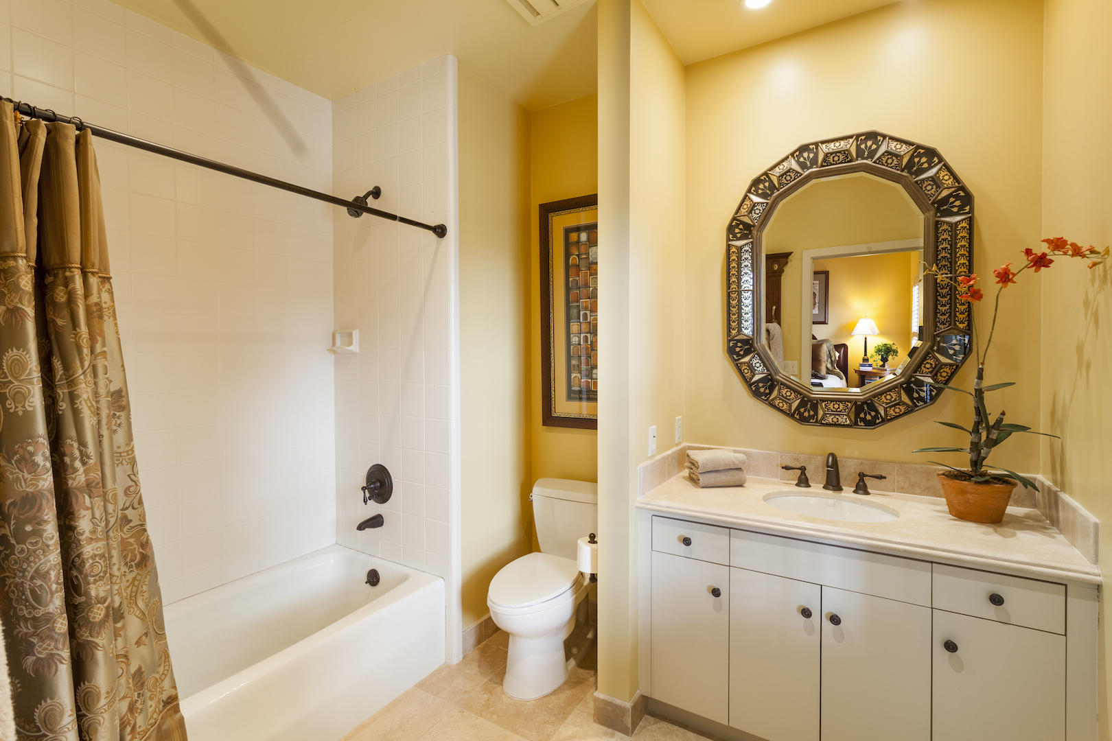 652 Park Lane Montecito, CA 93108 - Photo 29 of 37 Bathroom 2-652 Park Lane