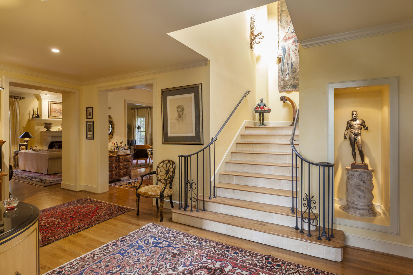 652 Park Lane Montecito, CA 93108 - Photo 5 of 37 Entry-652 Park Lane