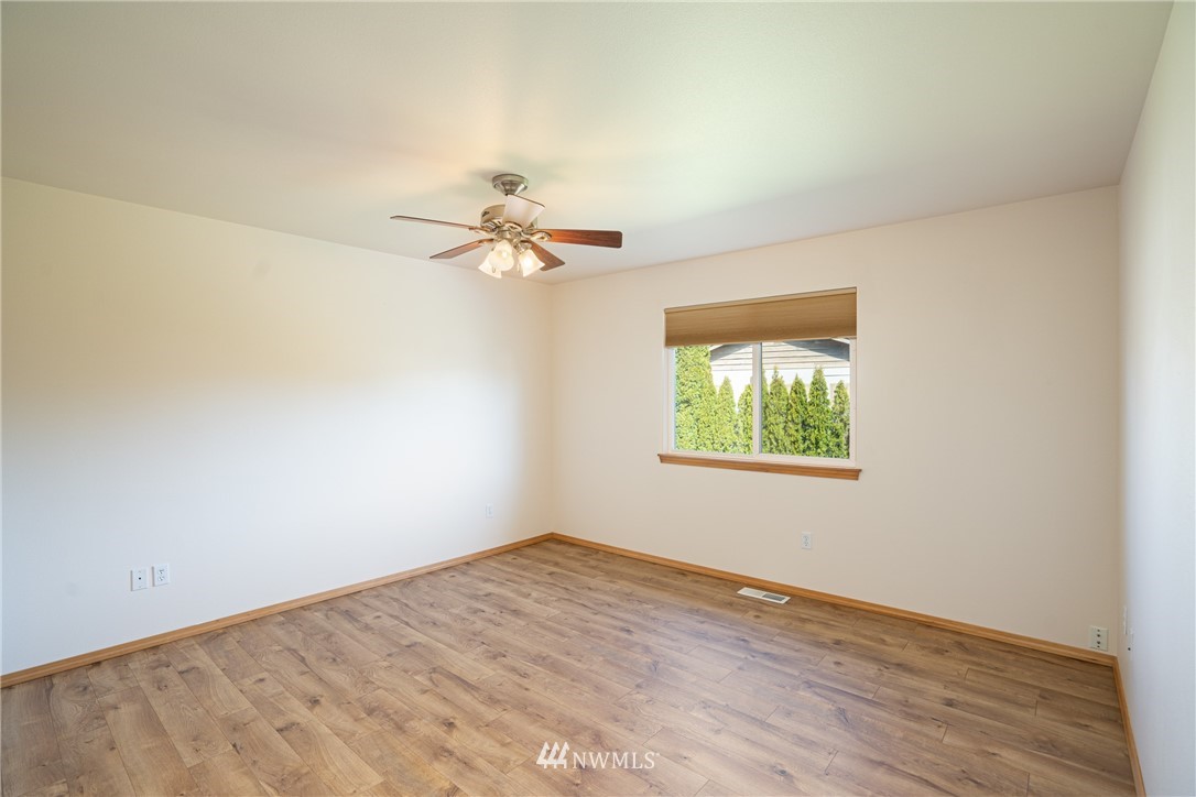 2011 Riley Road Mount Vernon, WA 98274 - Photo 18 of 27 Gallery Image 18