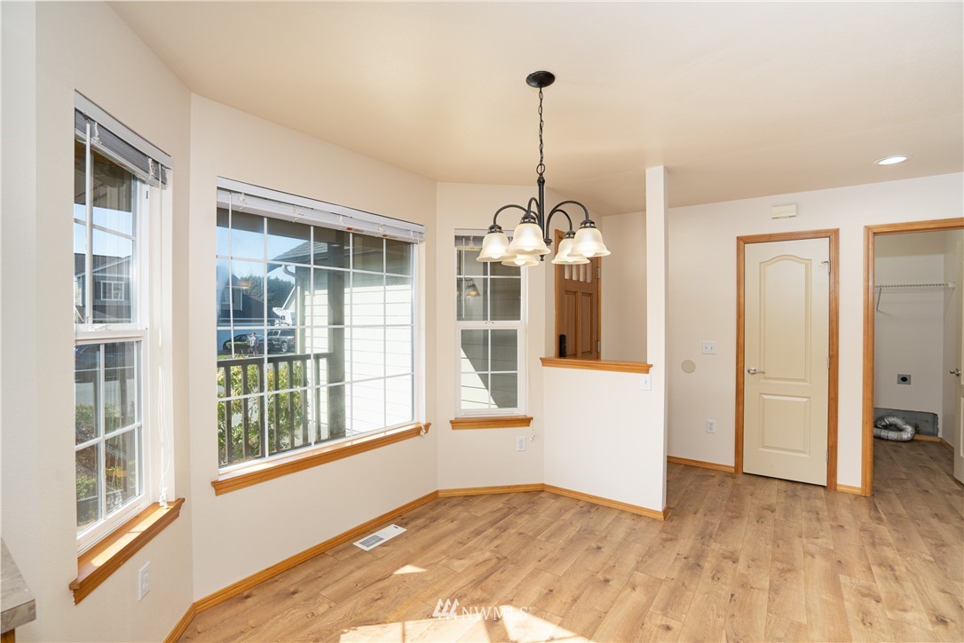 2011 Riley Road Mount Vernon, WA 98274 - Photo 6 of 27 Gallery Image 6