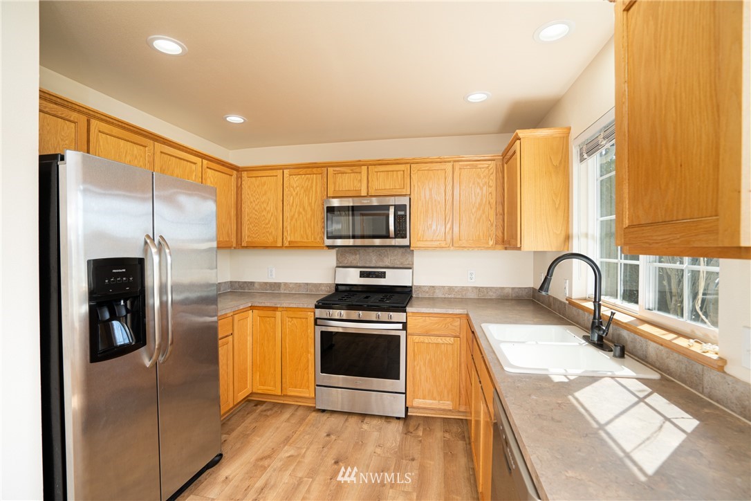 2011 Riley Road Mount Vernon, WA 98274 - Photo 7 of 27 Gallery Image 7