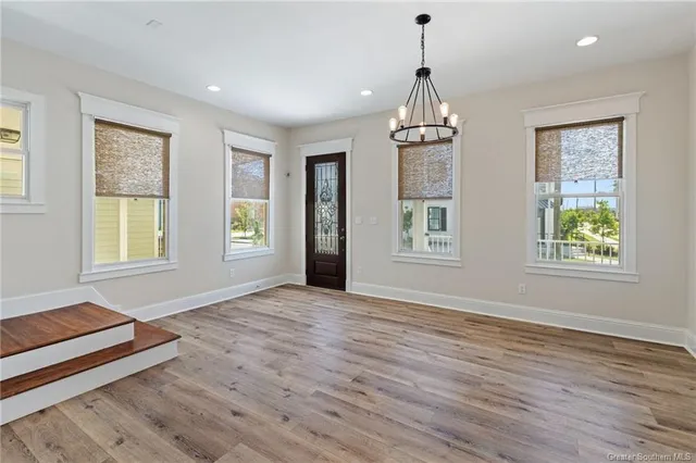 $299,500 | 601 Hodges Street, Lake Charles, LA 70601