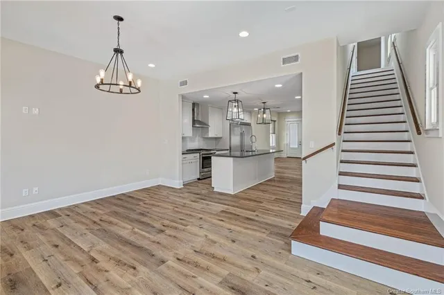 $299,500 | 601 Hodges Street, Lake Charles, LA 70601