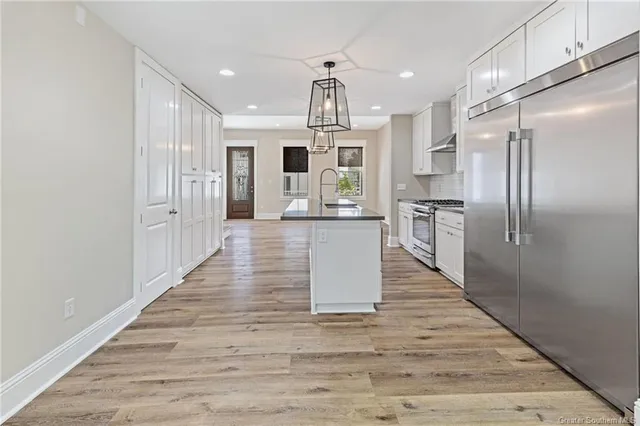 $299,500 | 601 Hodges Street, Lake Charles, LA 70601