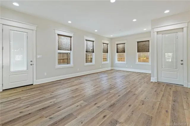 $299,500 | 601 Hodges Street, Lake Charles, LA 70601