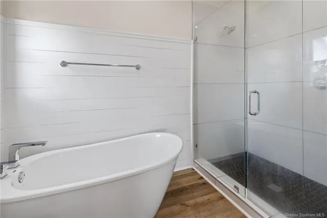 $299,500 | 601 Hodges Street, Lake Charles, LA 70601