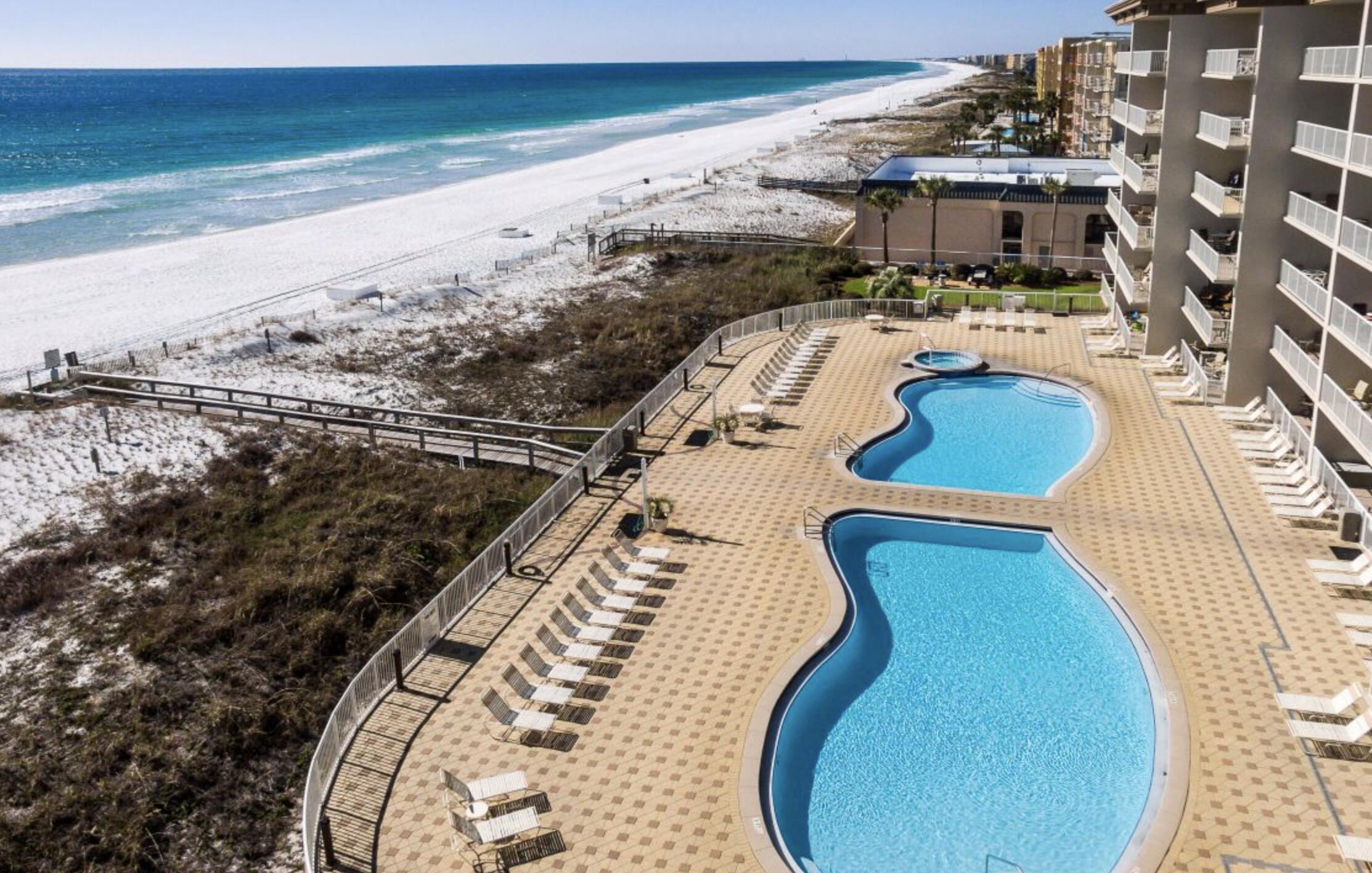 1111 Santa Rosa Boulevard, Unit 604 Fort Walton Beach, FL 32548 - Photo 32 of 43 Summerplace Pools, hottub, boardwalk