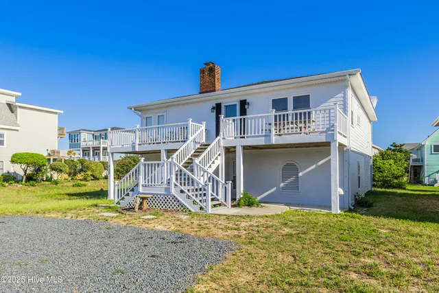 $589,900 | 317 Sand Piper Lane, Holden Beach, NC 28462