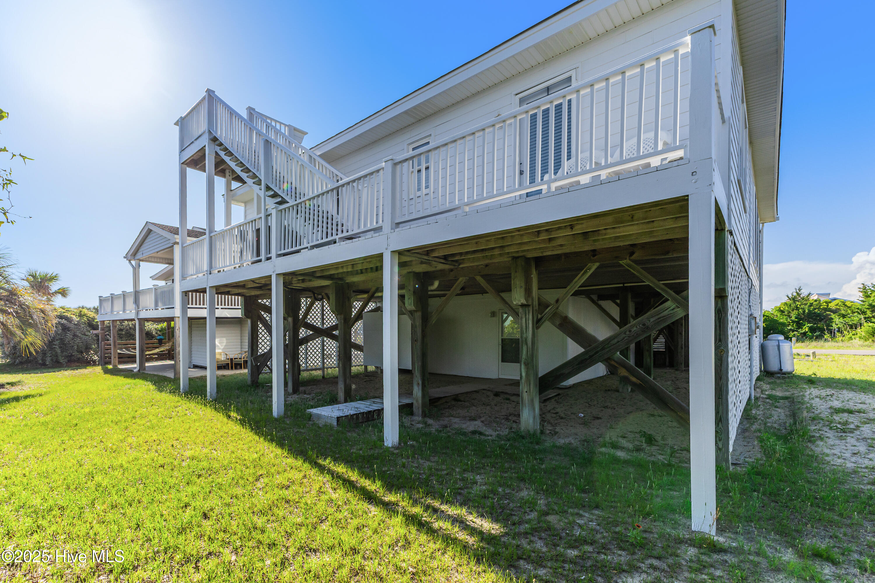 317 Sand Piper Lane Holden Beach, NC 28462 - Photo 17 of 26 rear of house