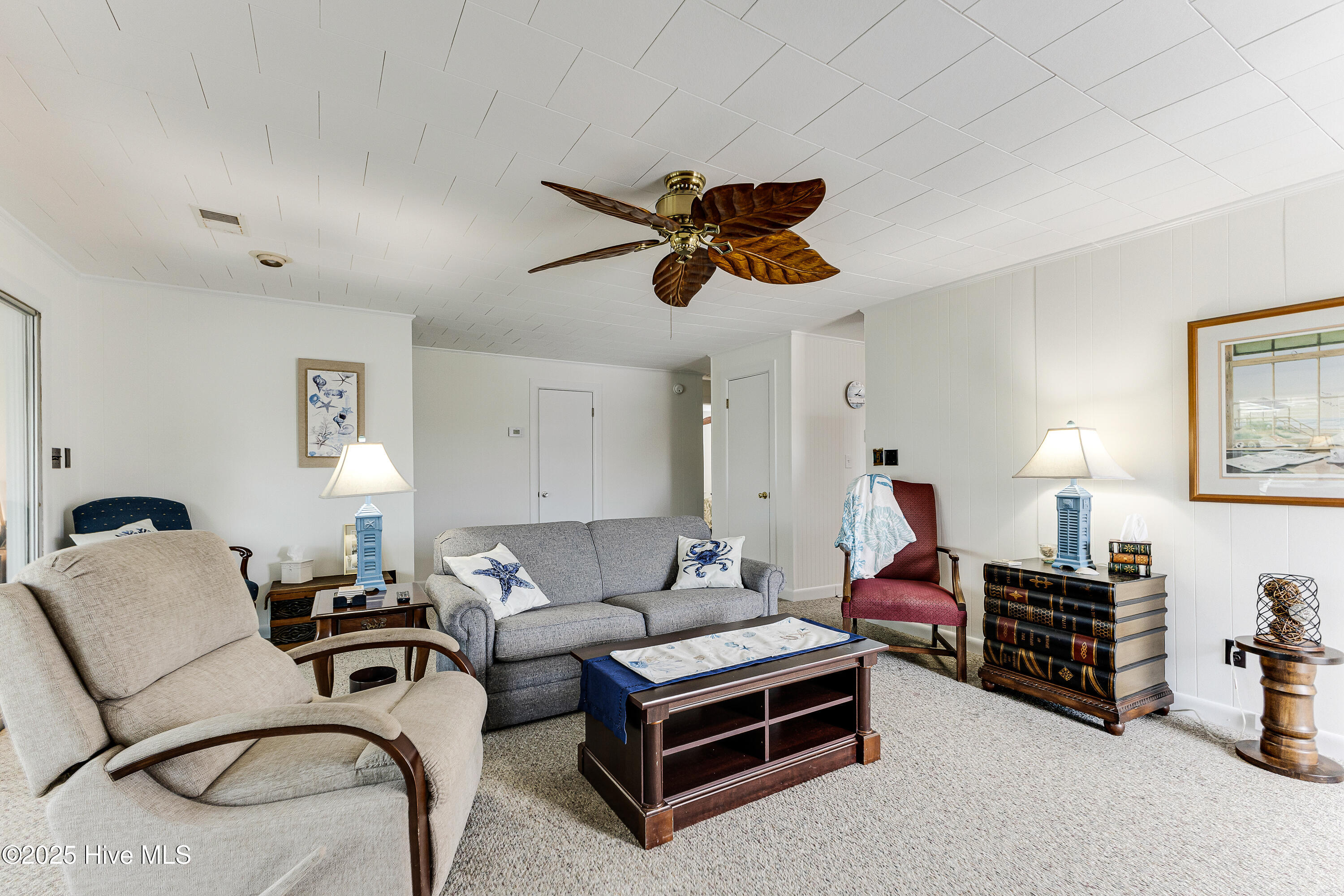 317 Sand Piper Lane Holden Beach, NC 28462 - Photo 5 of 26 317 Sandpiper-6