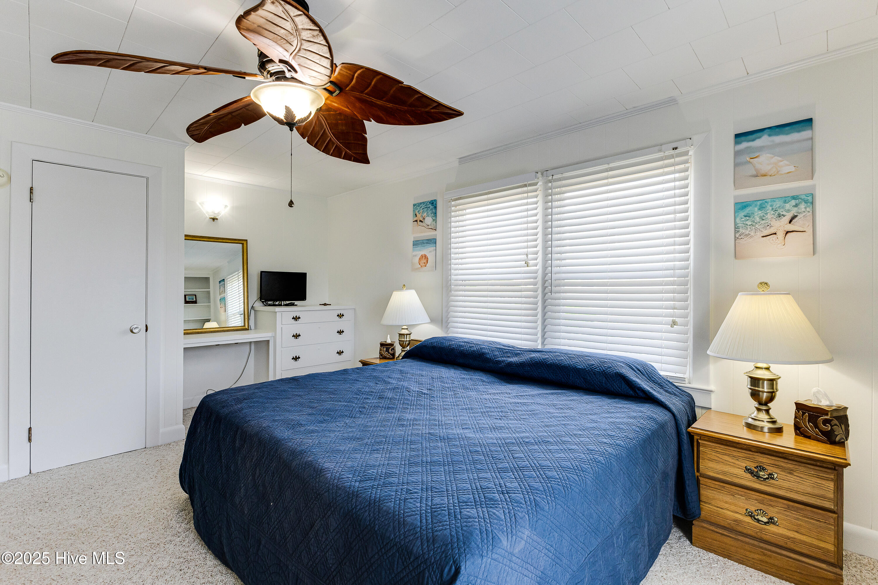 317 Sand Piper Lane Holden Beach, NC 28462 - Photo 9 of 26 317 Sandpiper-22