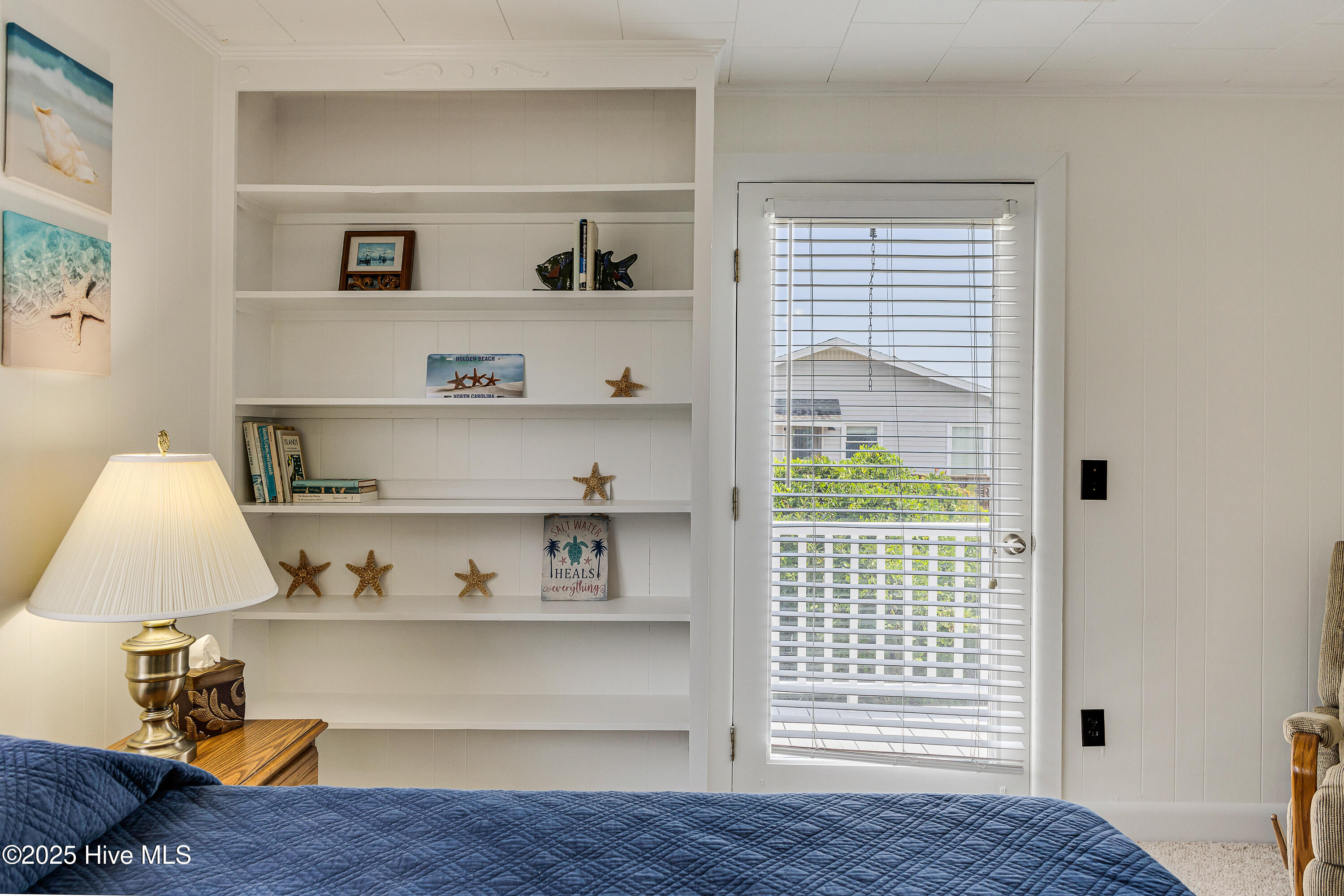 317 Sand Piper Lane Holden Beach, NC 28462 - Photo 10 of 26 317 Sandpiper-23