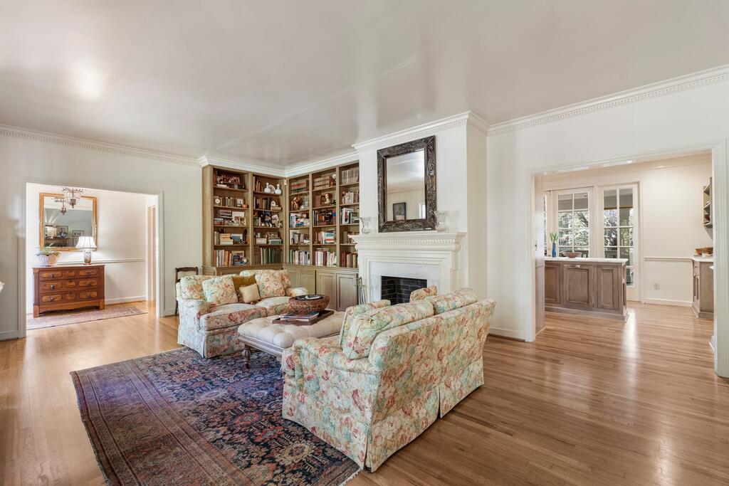 204 Cascade Road Columbus, GA 31904 - Photo 4 of 56 Gallery Image 4