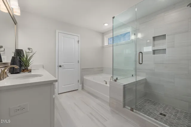 $589,960 | 2212 Astride Way, Fuquay-Varina, NC 27526