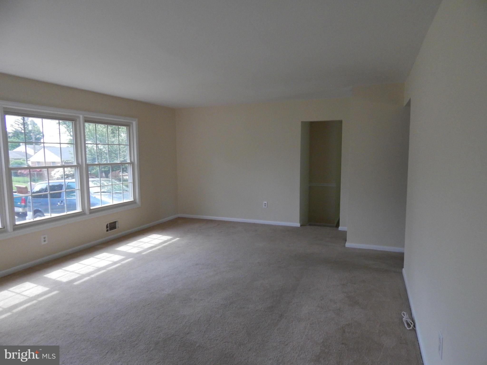 1912 Tadcaster Road Catonsville, MD 21228 - Photo 6 of 26