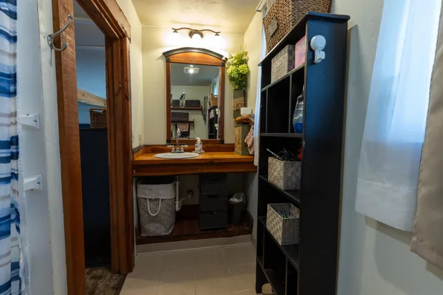 $345,000 | 18 State Street, Northumberland, NH 03582