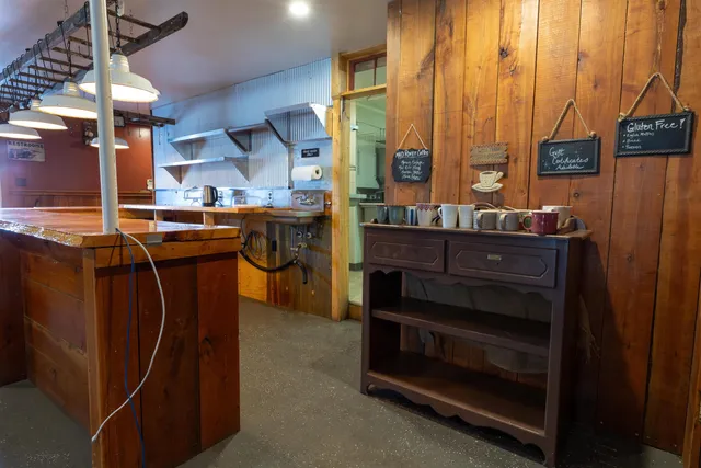 $345,000 | 18 State Street, Northumberland, NH 03582