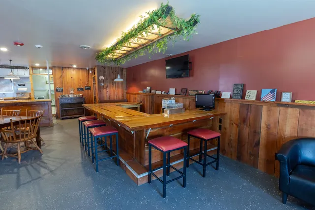 $345,000 | 18 State Street, Northumberland, NH 03582