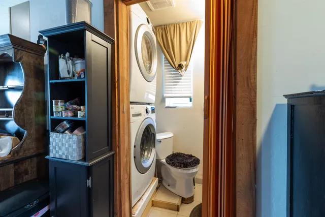 $345,000 | 18 State Street, Northumberland, NH 03582