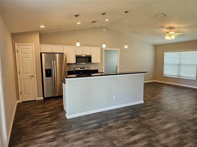 $1,800 | 8 Hemlock Terrace Place, Ocala, FL 34472