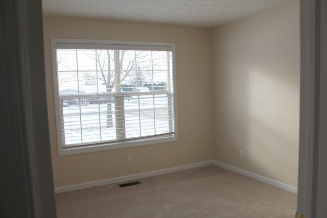 4408 West Petty Road Muncie, IN 47304 - Photo 12 of 18 Gallery Image 12