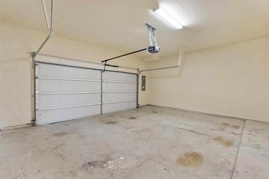 1904 Bethlehem Street Irving, TX 75061 - Photo 17 of 29 a view of a garage