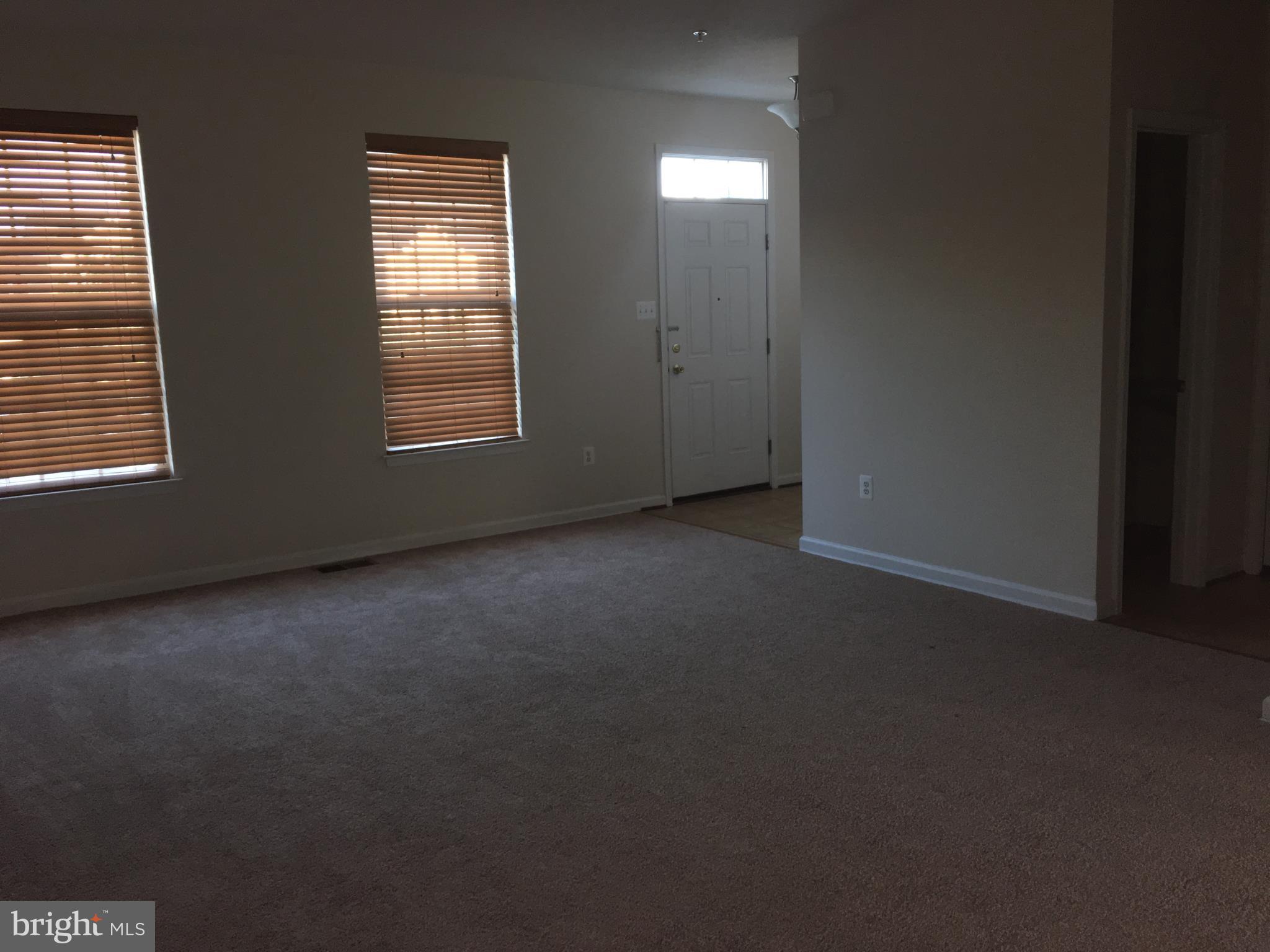 9609 Davison Road Baltimore, MD 21220 - Photo 3 of 21