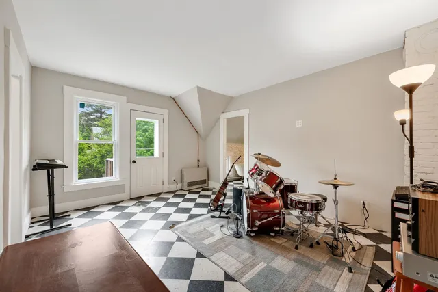 $370,000 | 11 Summer Street, Barre Town, VT 05649