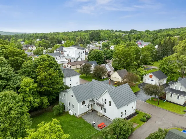 $370,000 | 11 Summer Street, Barre Town, VT 05649