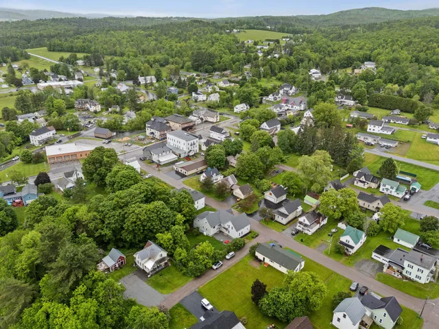 $370,000 | 11 Summer Street, Barre Town, VT 05649