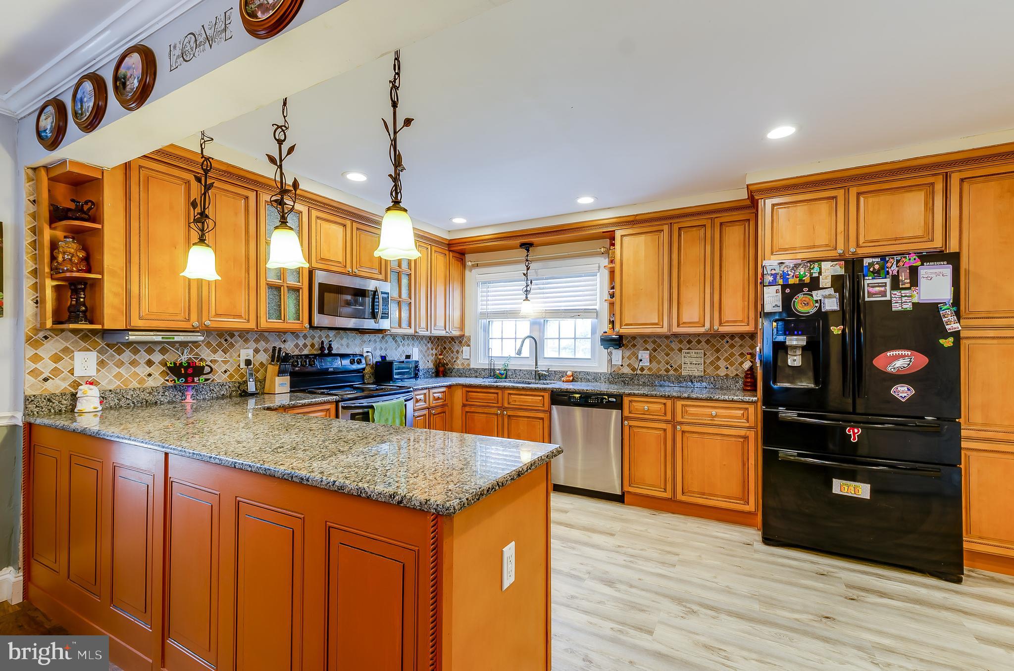 24 Trim Road Levittown, PA 19056 - Photo 12 of 21 Gallery Image 12