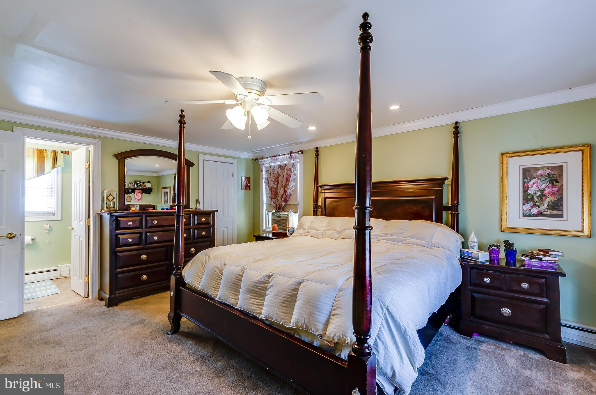 24 Trim Road Levittown, PA 19056 - Photo 17 of 21 Gallery Image 17