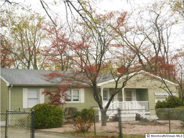 1842 Hinds Road Toms River, NJ 08753 - Photo 1 of 16 Primary Photo