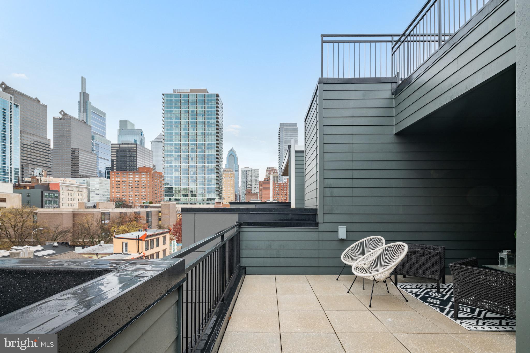 2322 Sansom Street Philadelphia, PA 19103 - Photo 61 of 82 5th Floor Front Patio