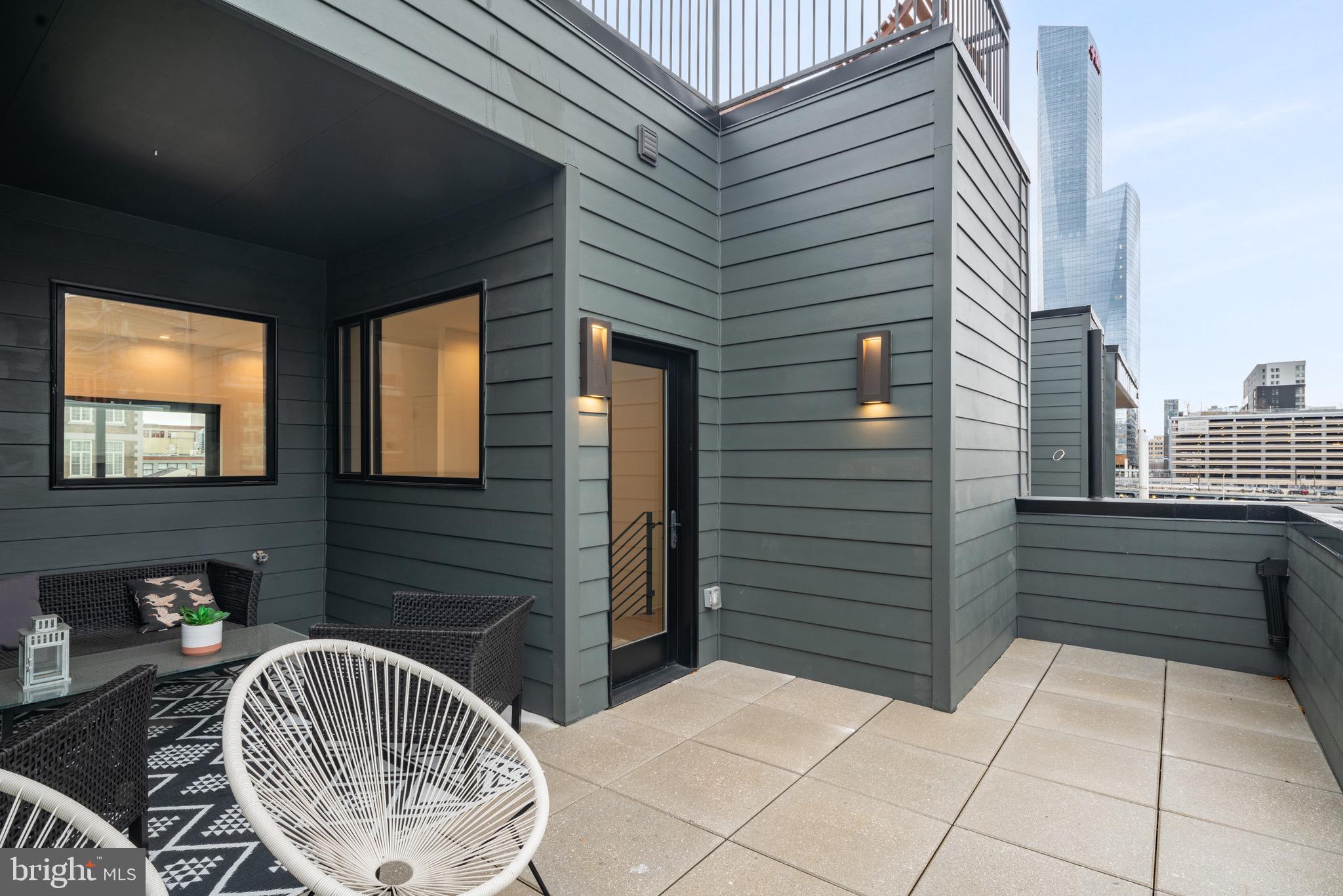 2322 Sansom Street Philadelphia, PA 19103 - Photo 63 of 82 5th Floor Front Patio