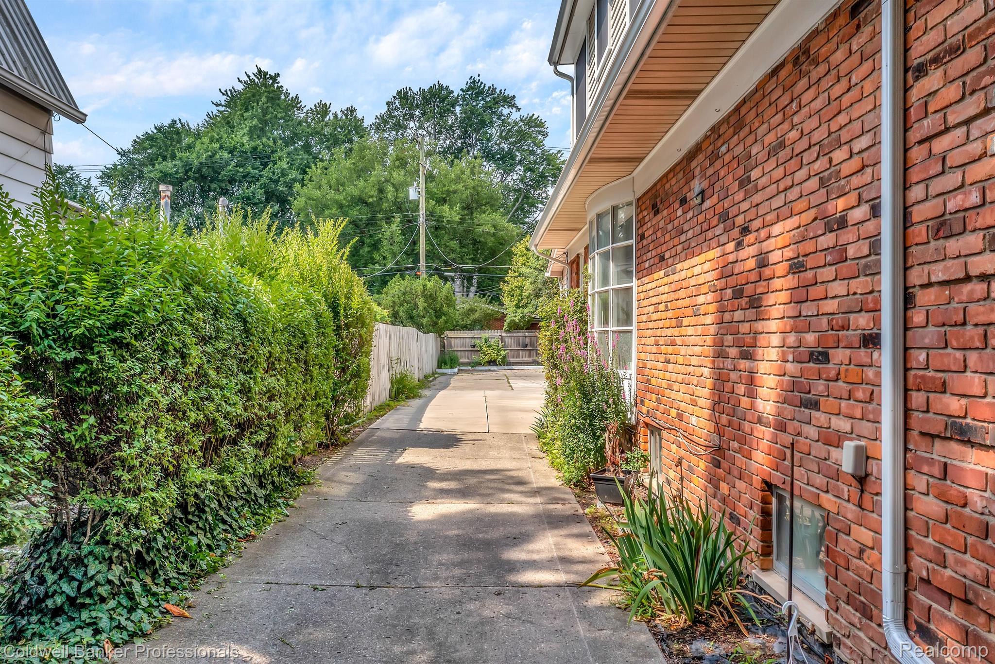 883 Neff Road Grosse Pointe, MI 48230 - Photo 19 of 26 Gallery Image 19