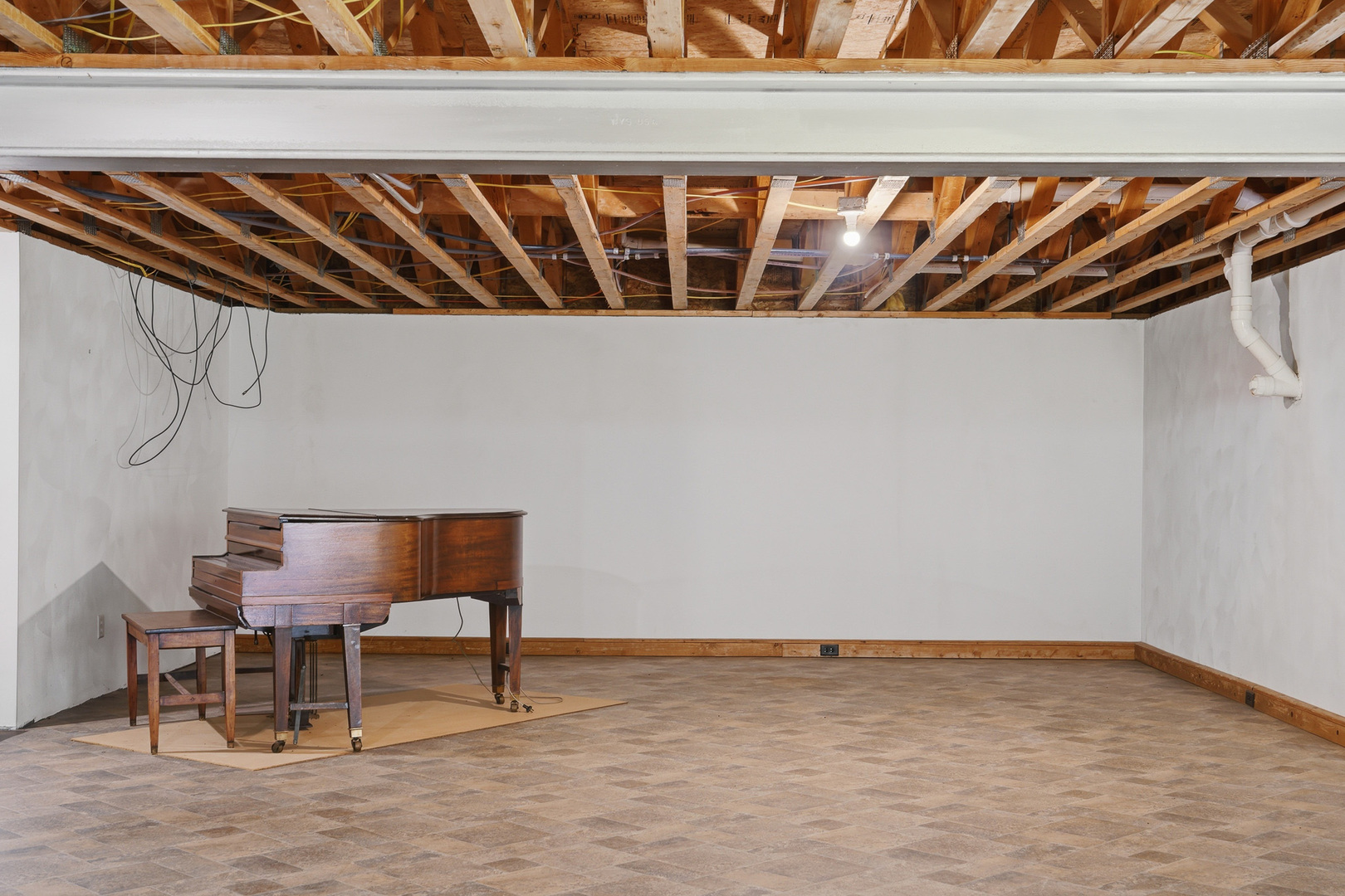 15207 Henry Road Morrison, IL 61270 - Photo 25 of 54