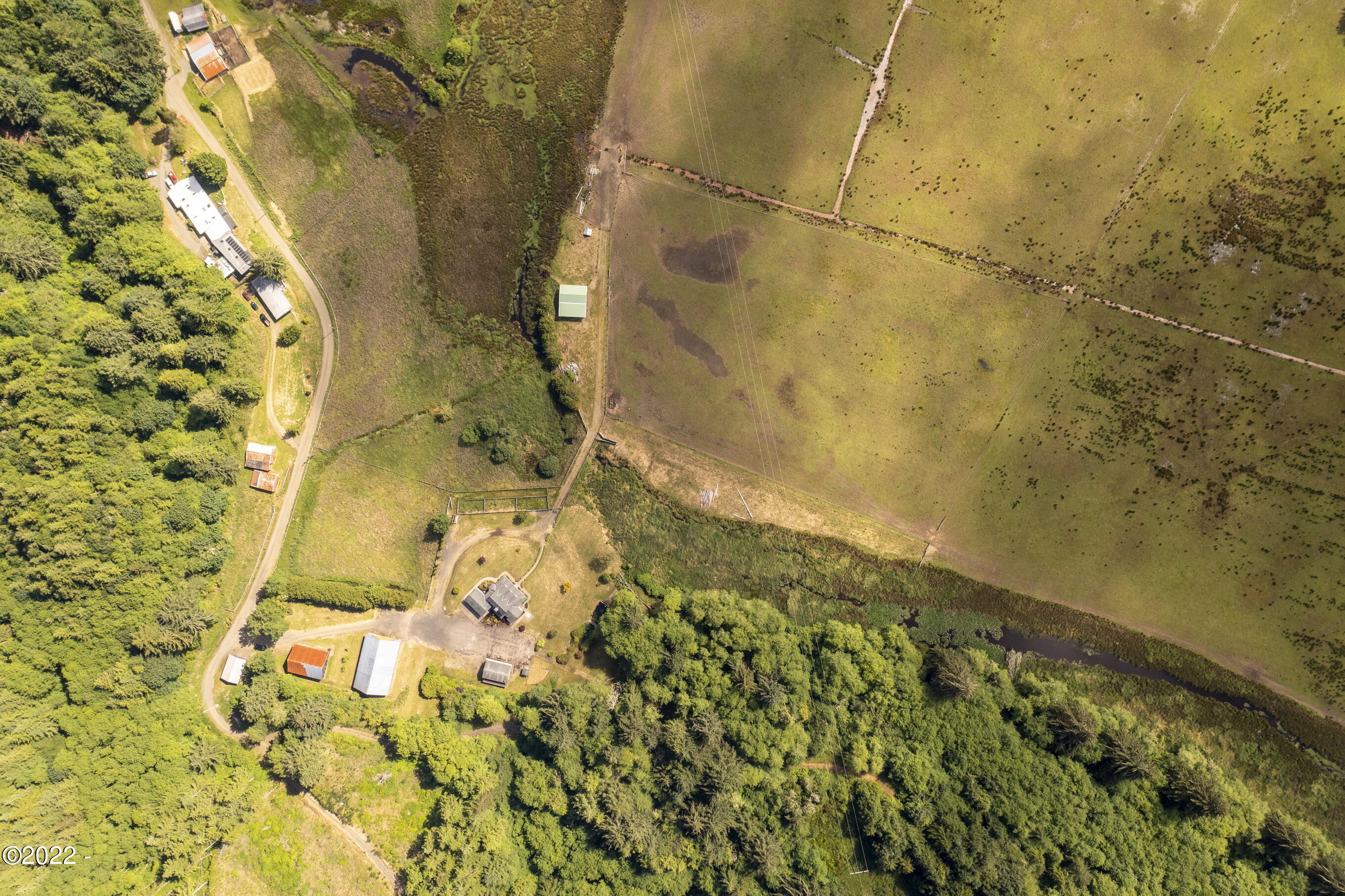 3071 Hidden Valley Road Newport, OR 97365 - Photo 5 of 55 001