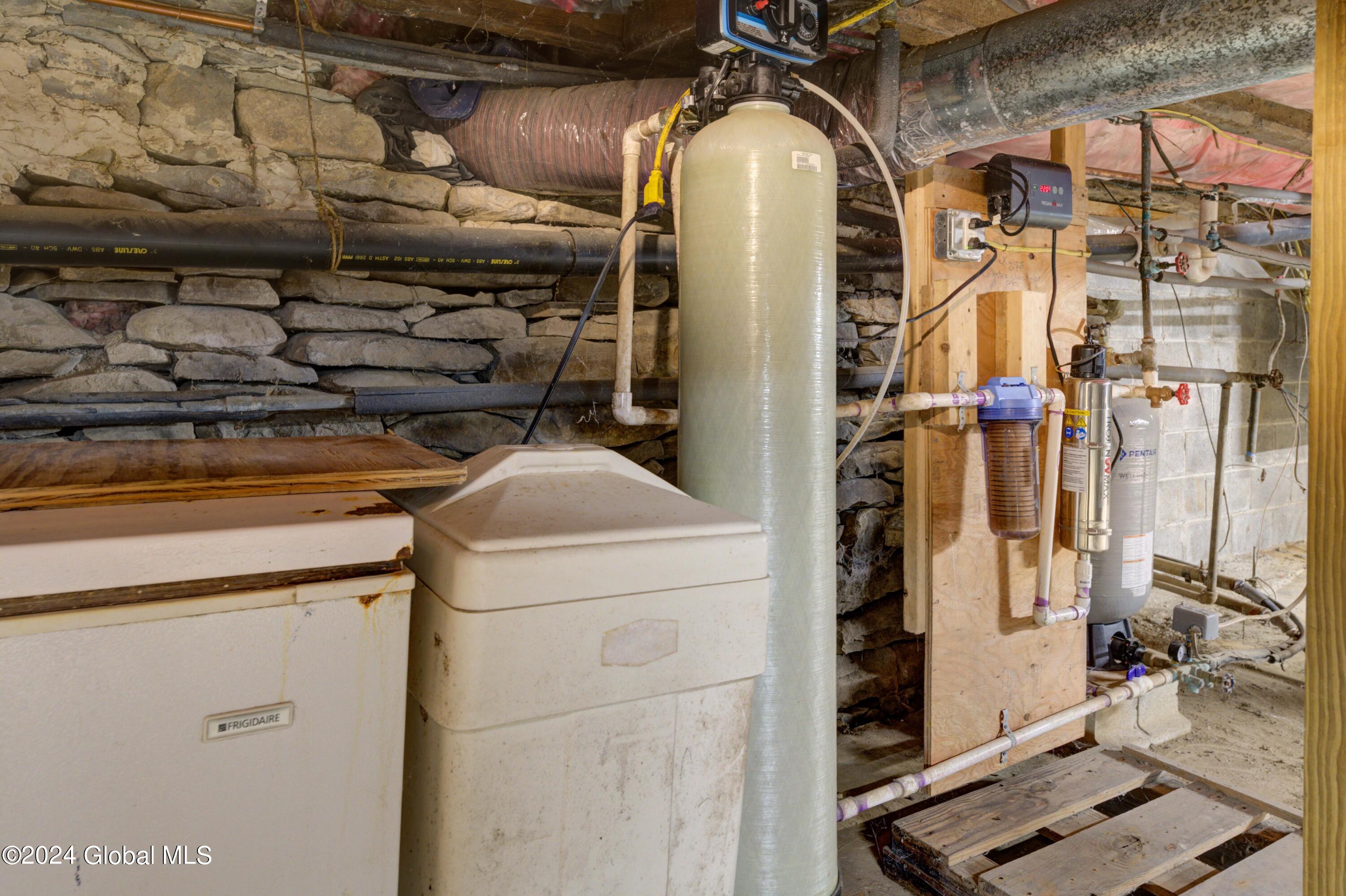 575 West Lykers Road Root, NY 12166 - Photo 43 of 89 575 W Lykers Rd -42