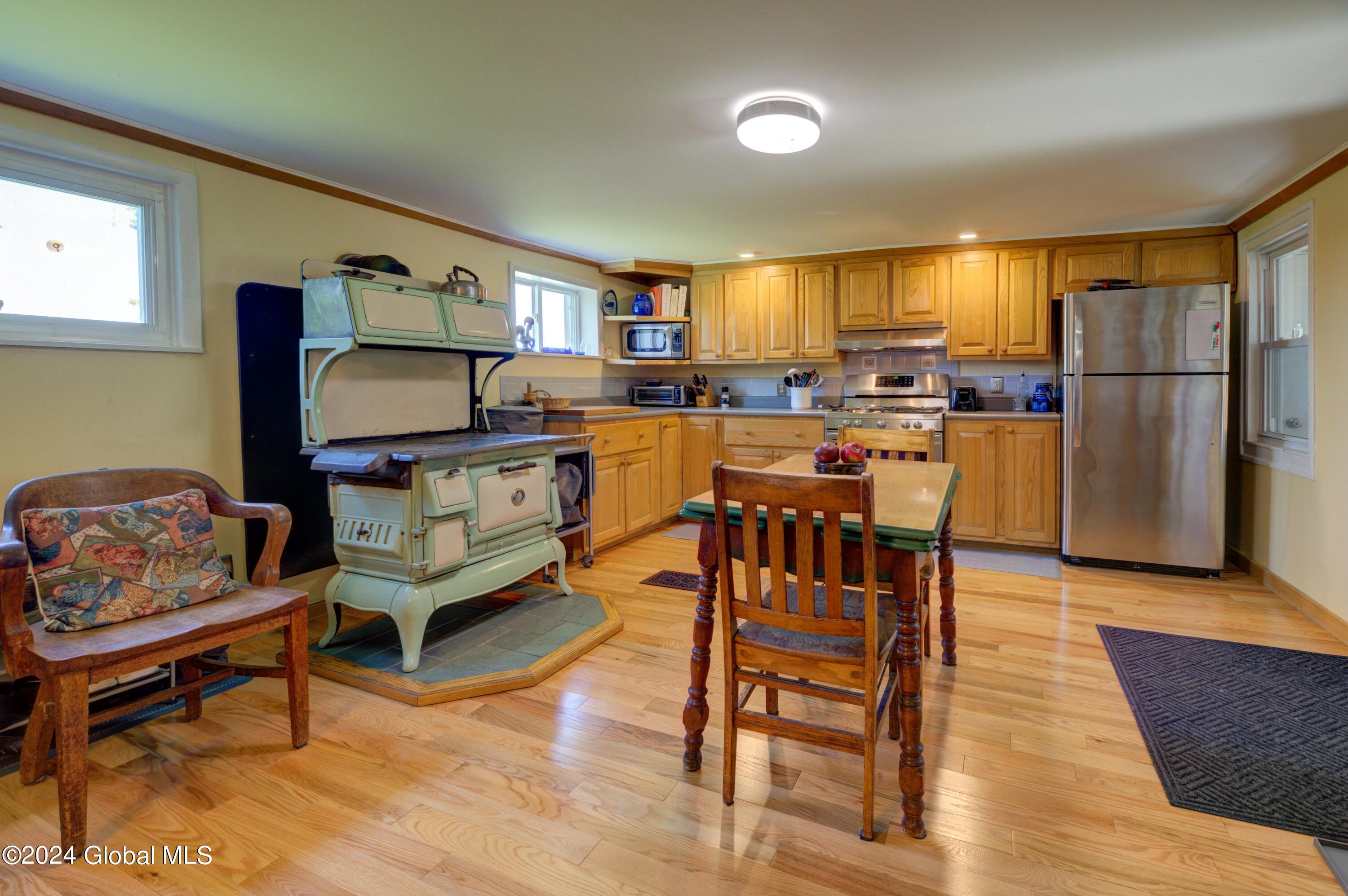 575 West Lykers Road Root, NY 12166 - Photo 8 of 89 575 W Lykers Rd -8