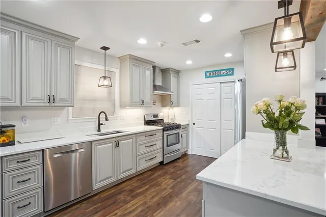 $355,000 | 5835 Chamberlain Drive, New Orleans, LA 70122