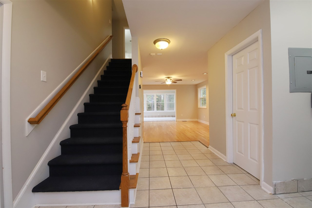 5613 Olde South Road Raleigh, NC 27606 - Photo 4 of 24 Photo 4