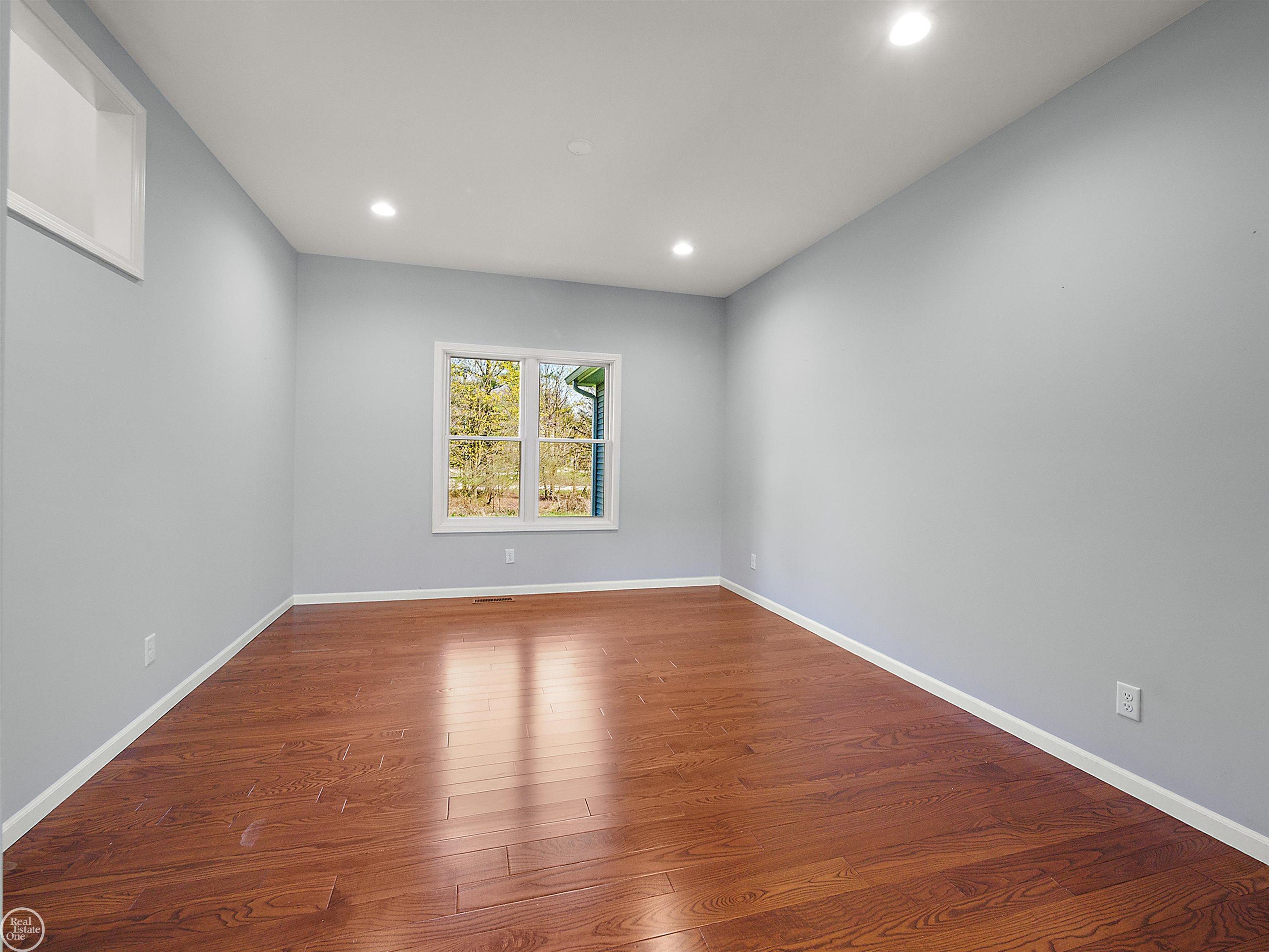 1276 Strieter Road Ann Arbor, MI 48103 - Photo 24 of 82 50172470-ec87e5eb-be4b-48b1-9756-70145ee01c82.JPG